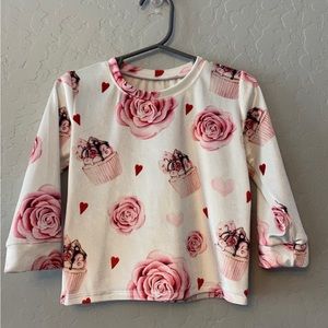 Sugarplum lane baby small shop velvet Valentine’s Day sweatshirt size 2T